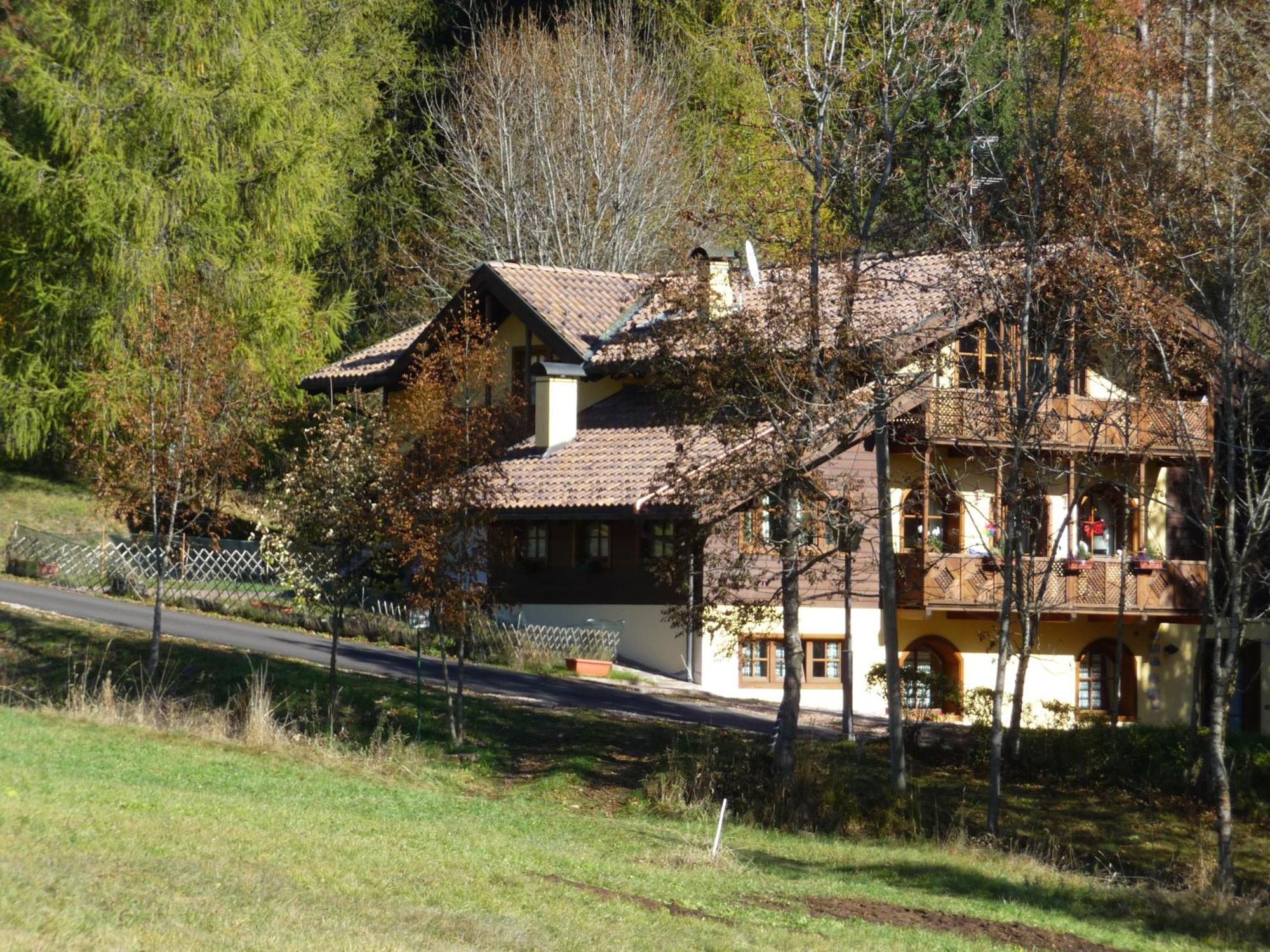Casa Del Cirmolo - Apartments For Rent Cavalese Zewnętrze zdjęcie